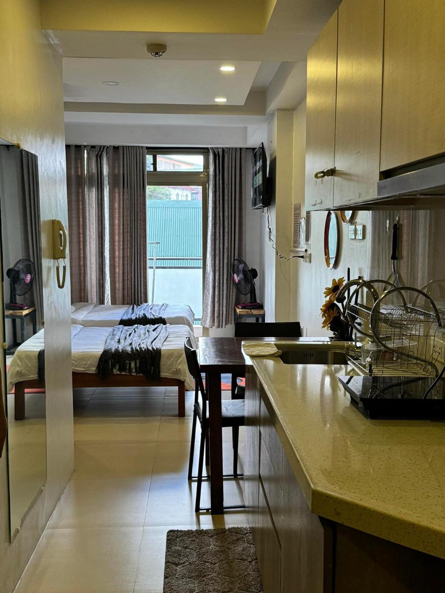 Susana'S Baguio Condotel バギオ エクステリア 写真