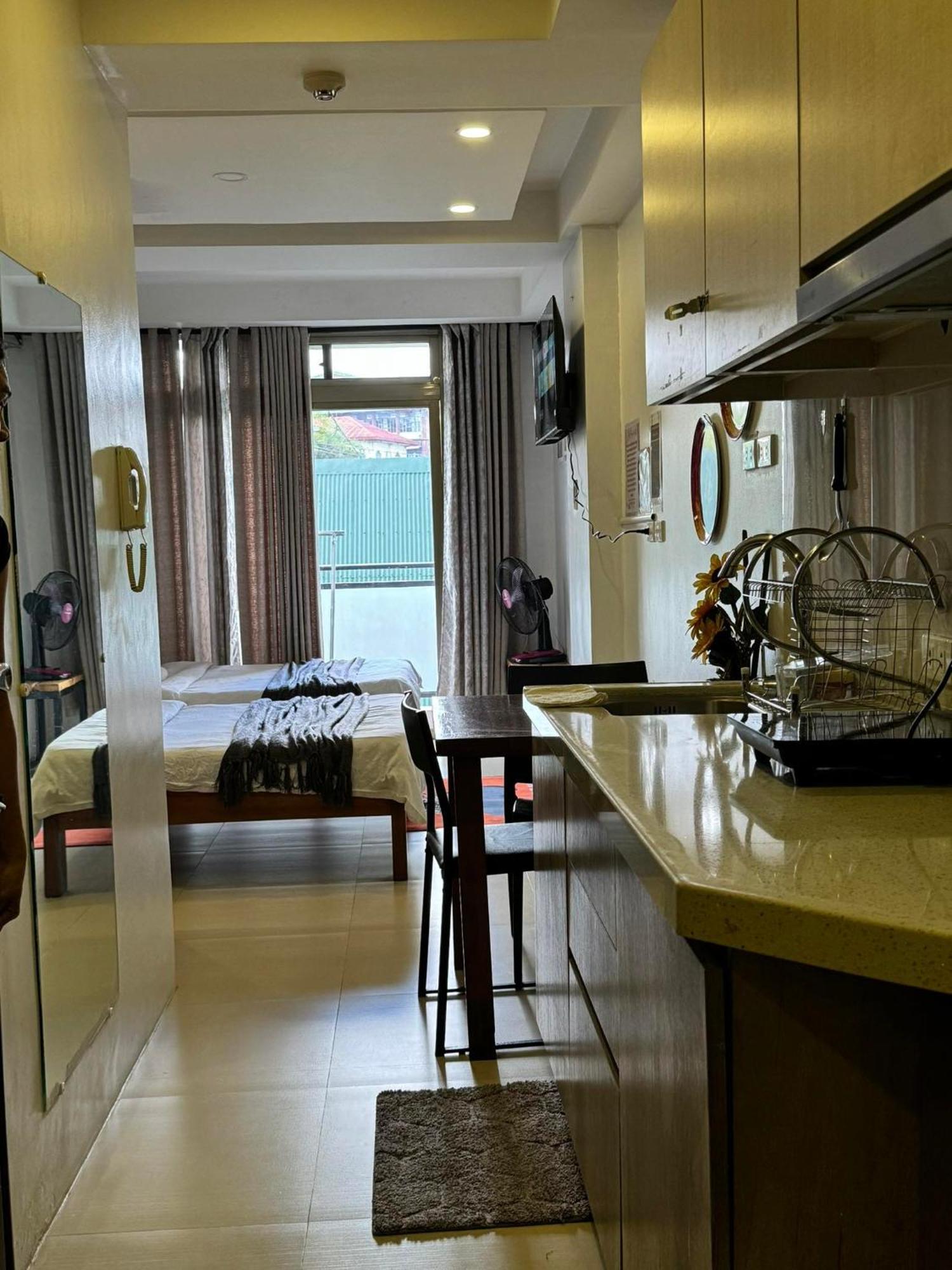 Susana'S Baguio Condotel バギオ エクステリア 写真