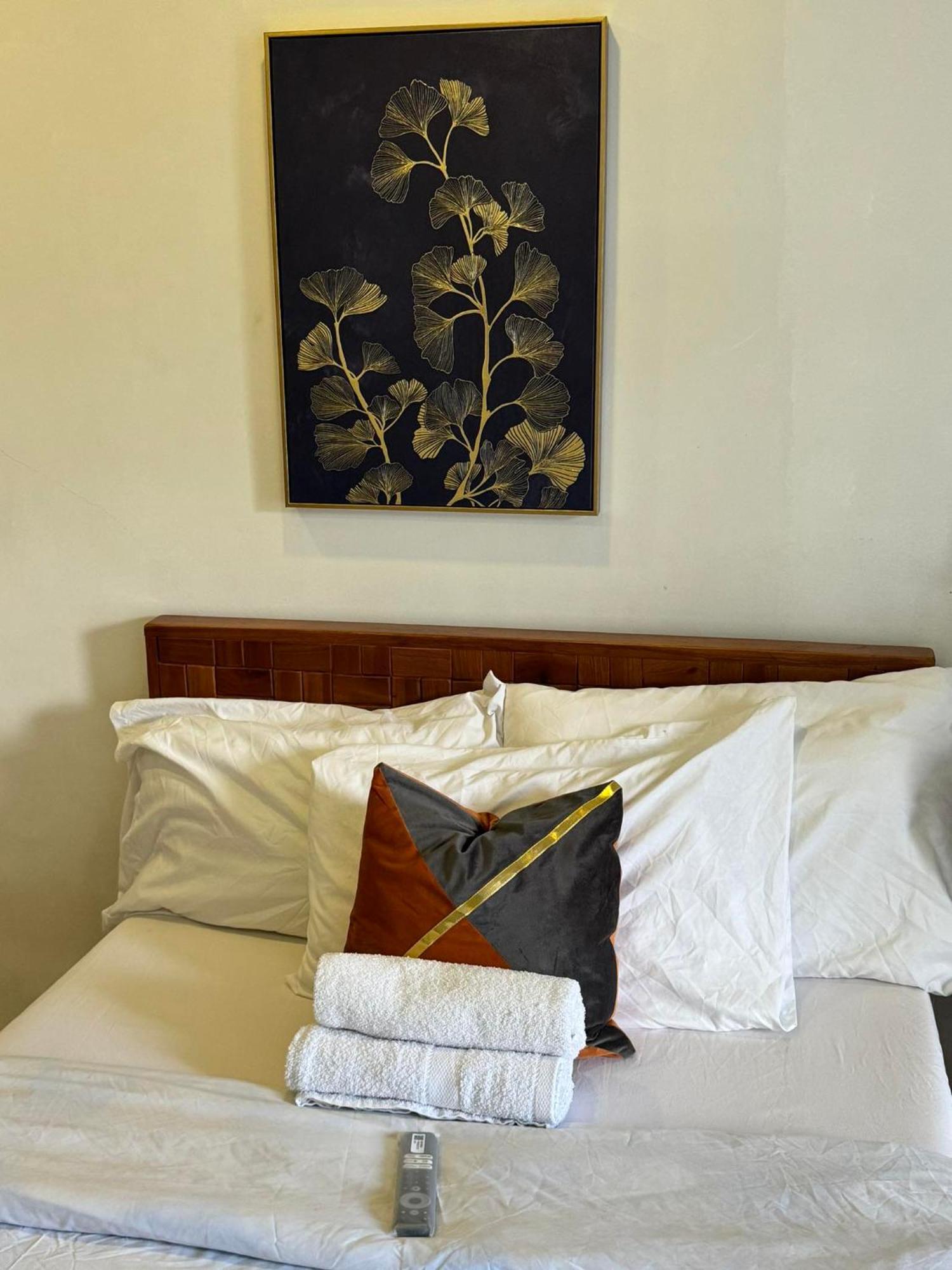 Susana'S Baguio Condotel バギオ エクステリア 写真